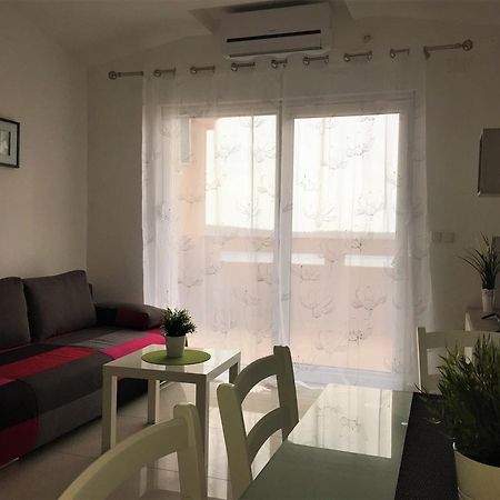Apartmani Orhideja Раб Екстериор снимка
