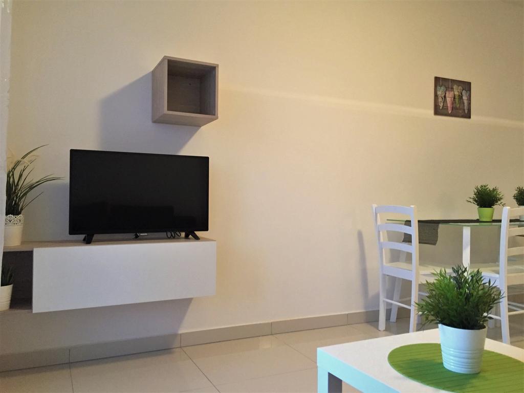 Apartmani Orhideja Раб Екстериор снимка