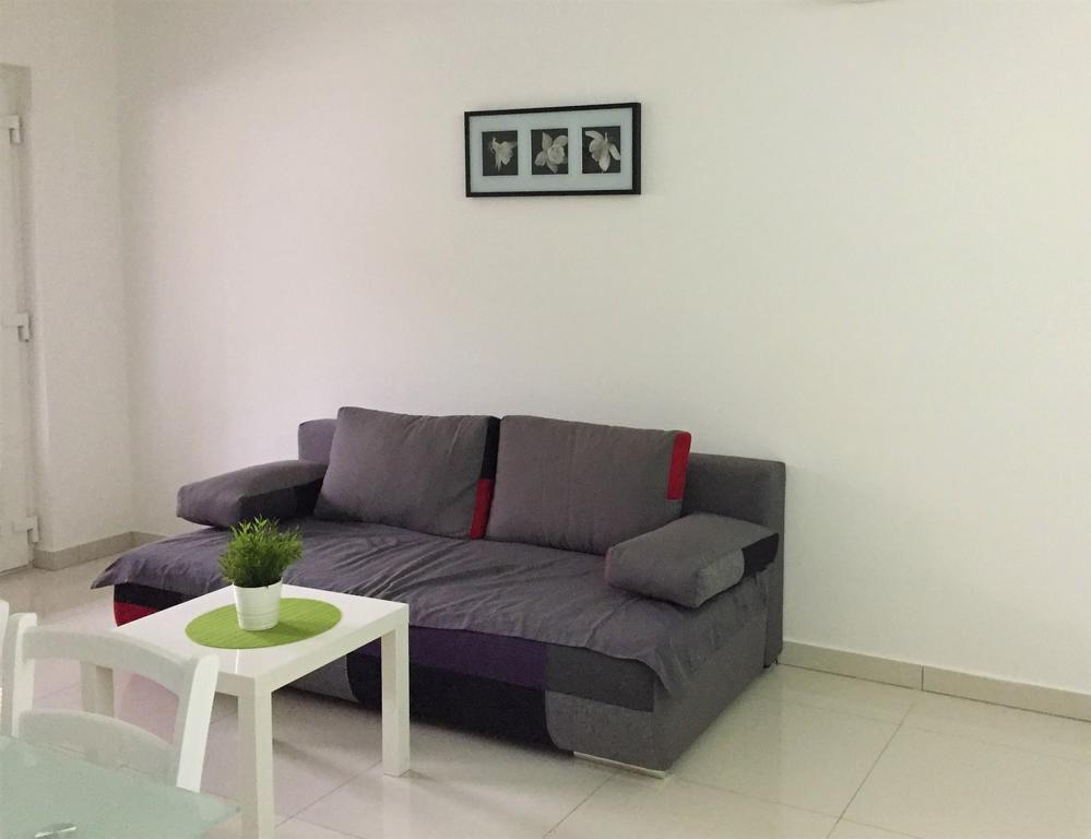 Apartmani Orhideja Раб Екстериор снимка